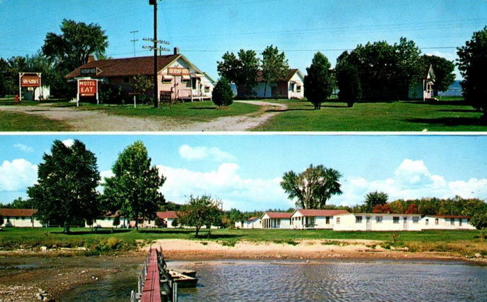 Friendship Lodge (Friendship House Resort) - Vintage Postcard (newer photo)
